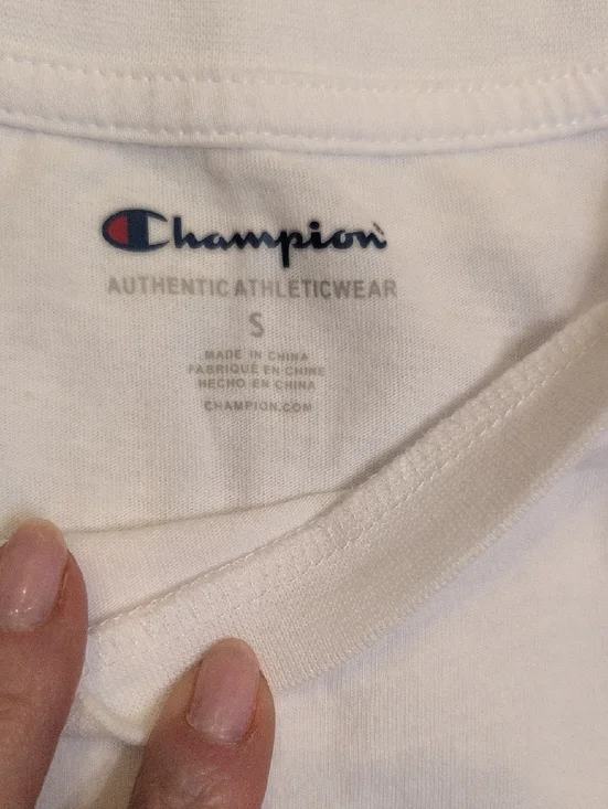 Champion Kids White T-Shirt & Gap Fit Lavender Ombre Capri Leggings Set - S / 8 - Picture 2 of 9